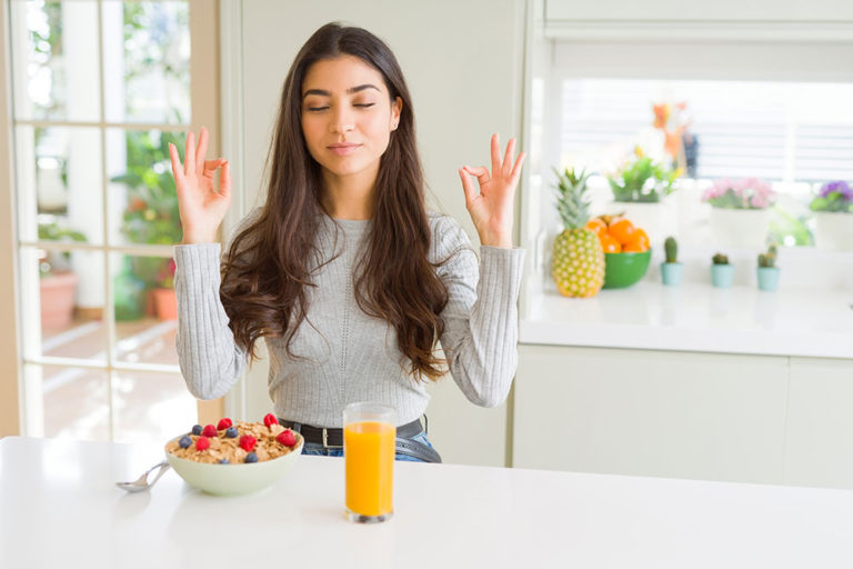 how-to-stop-stress-eating-youfit-gyms